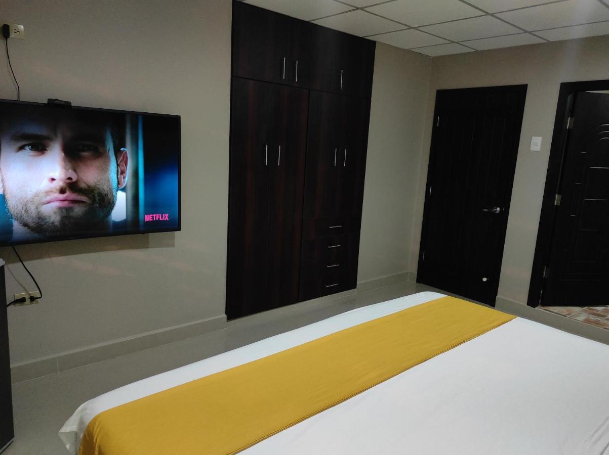 Royalinn Гуаякуил Екстериор снимка